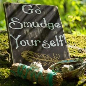 Meet your Posher, Chrystyne